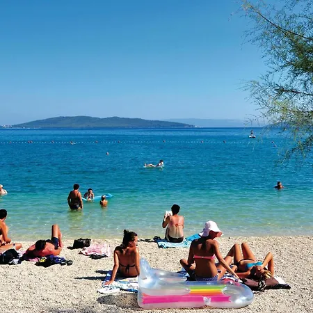 Two-bedroom In Kastel Novi Nyaraló