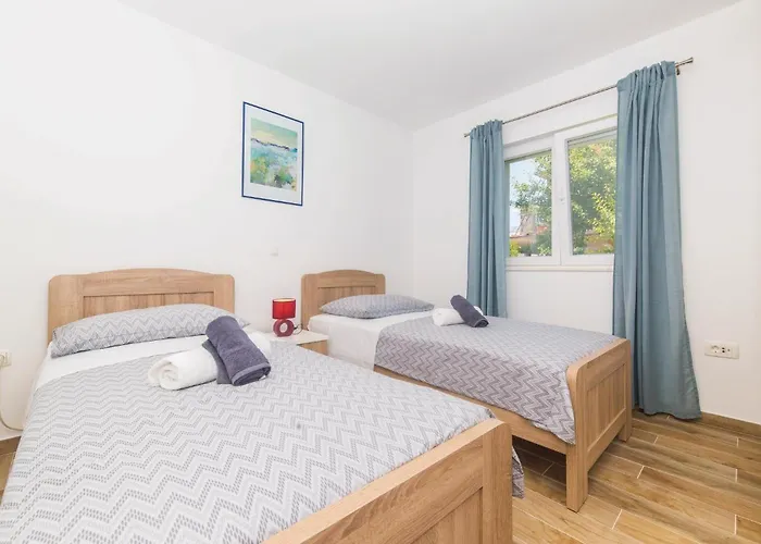 Two-bedroom In Kastel Novi